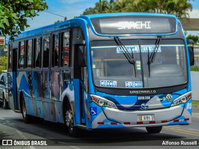 TUAN RL 05 na cidade de Alajuela, Alajuela, Alajuela, Costa Rica, por Alfonso Russell. Número da foto: #13144839.