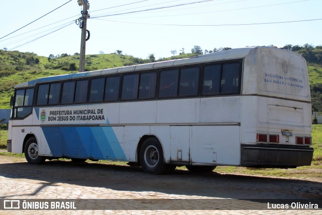 Prefeitura Municipal de Bom Jesus do Itabapoana 1170 na cidade de Itaperuna, Rio de Janeiro, Brasil, por Lucas Oliveira. Número da foto: #13143735.