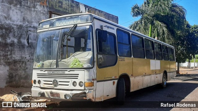 Pruden Express 840 na cidade de Regente Feijó, São Paulo, Brasil, por Rafael Rodenas. Número da foto: #13145529.