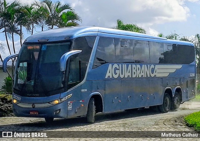 Viação Águia Branca 32350 na cidade de Santo Antônio de Jesus, Bahia, Brasil, por Matheus Calhau. Número da foto: #13145493.