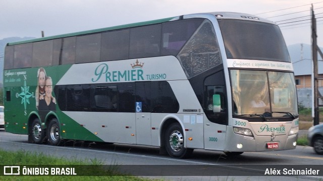 Premier Turismo 3000 na cidade de Ilhota, Santa Catarina, Brasil, por Aléx Schnaider. Número da foto: #13147631.