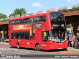 First Bus VH45317 na cidade de Kingston upon Thames, Surrey, Inglaterra, por Fábio Takahashi Tanniguchi. Número da foto: #:id.