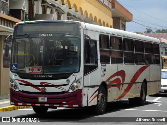 Transportes La Fortaleza 14 na cidade de Heredia, Heredia, Heredia, Costa Rica, por Alfonso Russell. Número da foto: #13098802.