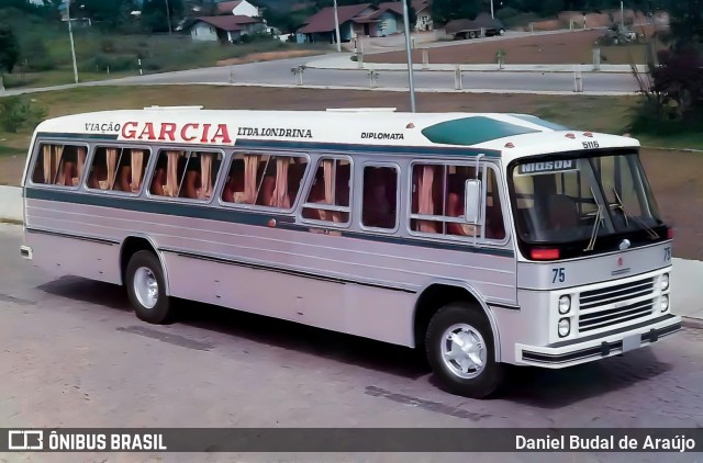 Viação Garcia 75 na cidade de Joinville, Santa Catarina, Brasil, por Daniel Budal de Araújo. Número da foto: #13098910.