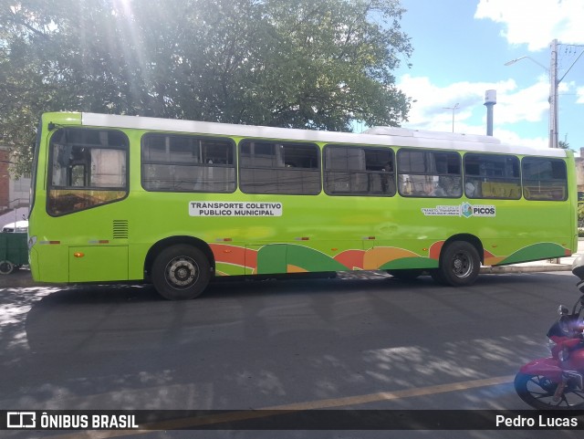 TransPremium 401 na cidade de Picos, Piauí, Brasil, por Pedro Lucas. Número da foto: #13098497.