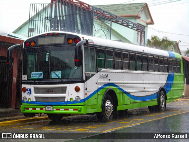 Transportes Segura y Vargas 00 na cidade de Heredia, Heredia, Heredia, Costa Rica, por Alfonso Russell. Número da foto: #13098718.