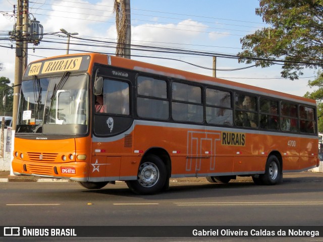 Transporte Rural 4700 na cidade de Artur Nogueira, São Paulo, Brasil, por Gabriel Oliveira Caldas da Nobrega. Número da foto: #13096858.