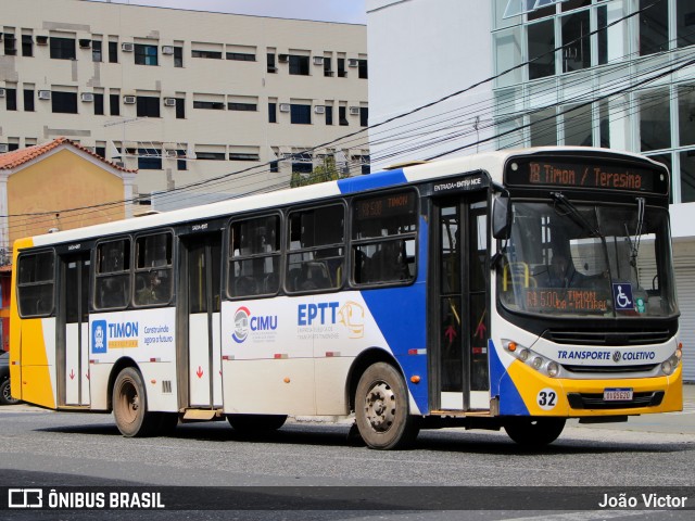 EPTT - Empresa Pública de Transporte Timonense 32 na cidade de Teresina, Piauí, Brasil, por João Victor. Número da foto: #13096735.