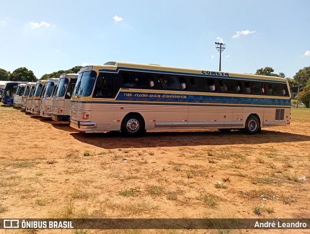 Ônibus Particulares 7189 na cidade de Artur Nogueira, São Paulo, Brasil, por André Leandro. Número da foto: #13097127.