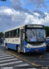 Via Loc BJ-98811 na cidade de Belém, Pará, Brasil, por Samara Goes. Número da foto: #13096280.
