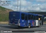 Auto Viação Bragança Metropolitana > Viação Raposo Tavares 12.213 na cidade de Cotia, São Paulo, Brasil, por David Macedo Rocha. Número da foto: #13096706.