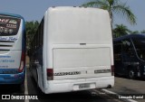 Ônibus Particulares 9422 na cidade de Aparecida, São Paulo, Brasil, por Leonardo Daniel. Número da foto: #13096959.