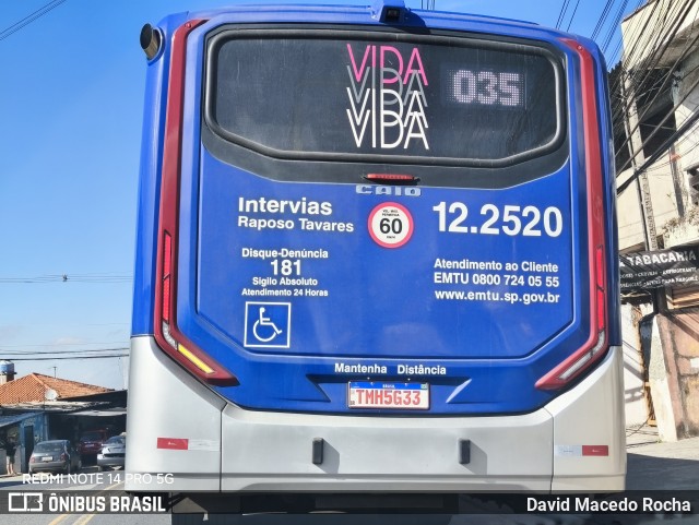 Auto Viação Bragança Metropolitana > Viação Raposo Tavares 12.2520 na cidade de Cotia, São Paulo, Brasil, por David Macedo Rocha. Número da foto: #13150844.