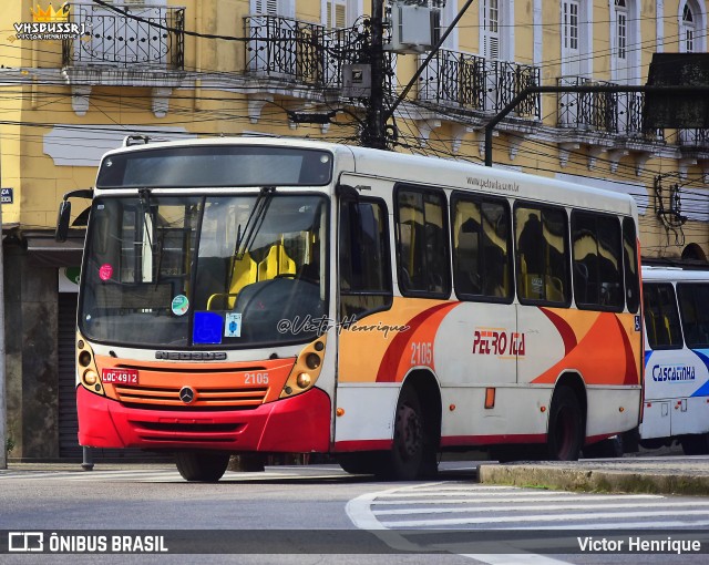 Petro Ita Transportes Coletivos de Passageiros 2105 na cidade de Petrópolis, Rio de Janeiro, Brasil, por Victor Henrique. Número da foto: #13149828.