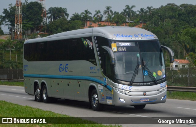 E&E Turismo - Edson & Ednei Turismo 237 na cidade de Santa Isabel, São Paulo, Brasil, por George Miranda. Número da foto: #13149051.