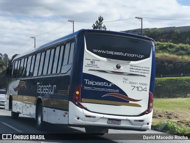 Taipastur Transportes Turísticos 7104 na cidade de Cotia, São Paulo, Brasil, por David Macedo Rocha. Número da foto: #13150855.