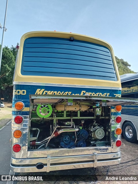 Ônibus Particulares 7500 na cidade de Campinas, São Paulo, Brasil, por André Leandro. Número da foto: #13150093.