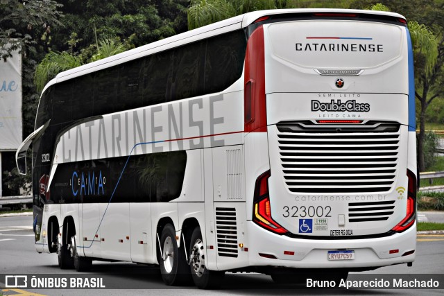 Auto Viação Catarinense 323002 na cidade de Aparecida, São Paulo, Brasil, por Bruno Aparecido Machado. Número da foto: #13148996.