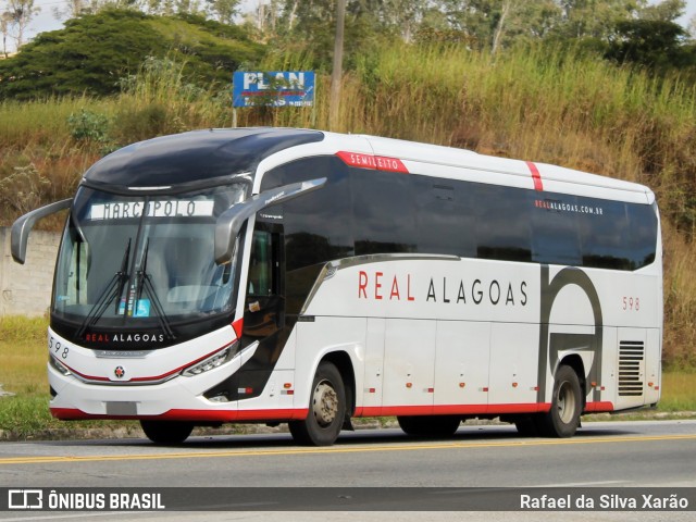 Real Alagoas de Viação 598 na cidade de Paraíba do Sul, Rio de Janeiro, Brasil, por Rafael da Silva Xarão. Número da foto: #13149208.