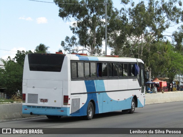 Ônibus Particulares 3714 na cidade de Caruaru, Pernambuco, Brasil, por Lenilson da Silva Pessoa. Número da foto: #13149119.