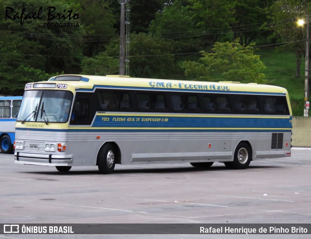 Ônibus Particulares 7023 na cidade de Barueri, São Paulo, Brasil, por Rafael Henrique de Pinho Brito. Número da foto: #13150869.