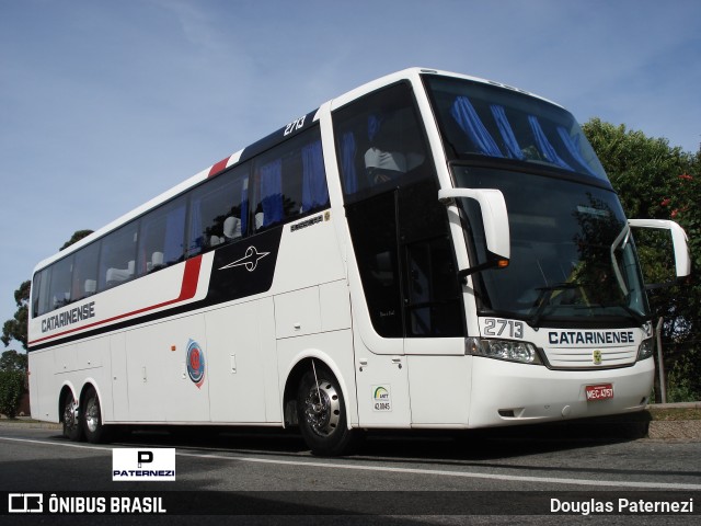 Auto Viação Catarinense 2713 na cidade de Curitiba, Paraná, Brasil, por Douglas Paternezi. Número da foto: #13149226.