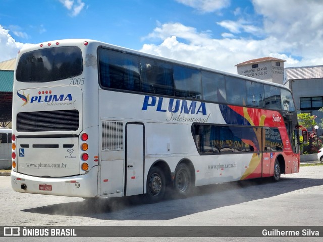 Pluma Conforto e Turismo 7005 na cidade de Santos, São Paulo, Brasil, por Guilherme Silva. Número da foto: #13148175.