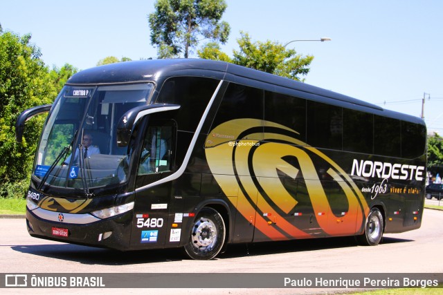 Expresso Nordeste 5480 na cidade de Curitiba, Paraná, Brasil, por Paulo Henrique Pereira Borges. Número da foto: #13150558.