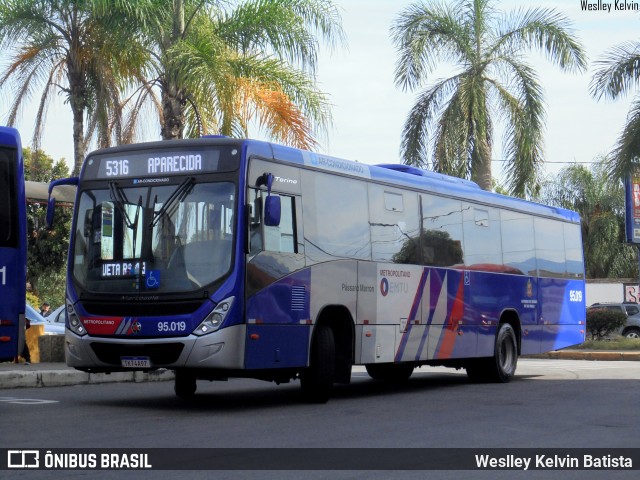 Empresa de Ônibus Pássaro Marron 95.019 na cidade de Aparecida, São Paulo, Brasil, por Weslley Kelvin Batista. Número da foto: #13151904.