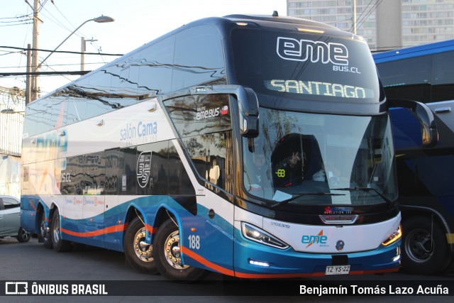 Pullman Eme Bus 188 na cidade de Estación Central, Santiago, Metropolitana de Santiago, Chile, por Benjamín Tomás Lazo Acuña. Número da foto: #13153934.