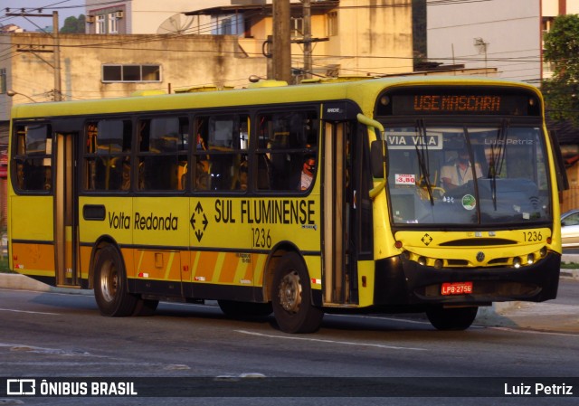 Viação Sul Fluminense 1236 na cidade de Volta Redonda, Rio de Janeiro, Brasil, por Luiz Petriz. Número da foto: #13151415.