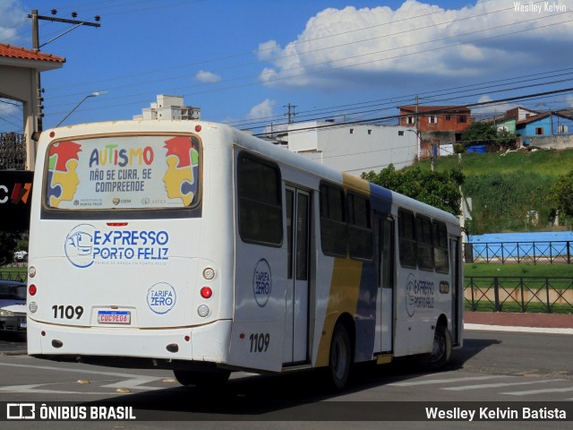 American Vans Transportes e Turismo 1109 na cidade de Porto Feliz, São Paulo, Brasil, por Weslley Kelvin Batista. Número da foto: #13152044.