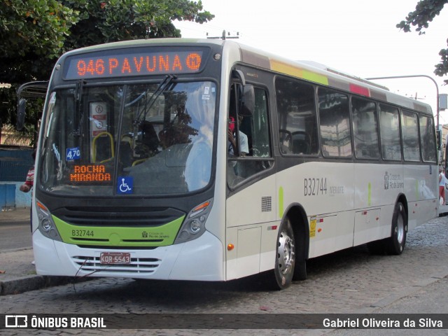 Viação Pavunense B32744 na cidade de Rio de Janeiro, Rio de Janeiro, Brasil, por Gabriel Oliveira da Silva. Número da foto: #13153853.