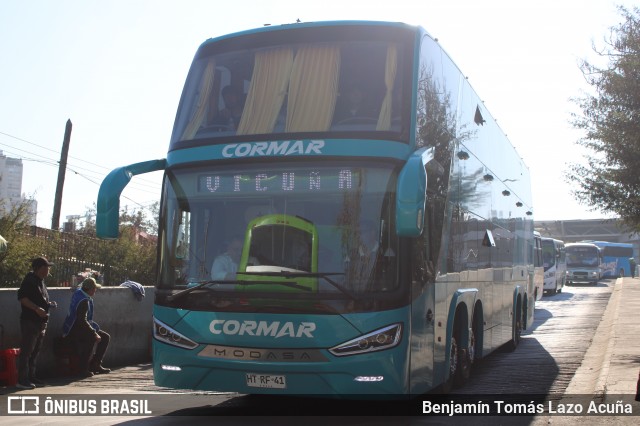 Cormar Bus 184 na cidade de Estación Central, Santiago, Metropolitana de Santiago, Chile, por Benjamín Tomás Lazo Acuña. Número da foto: #13153868.