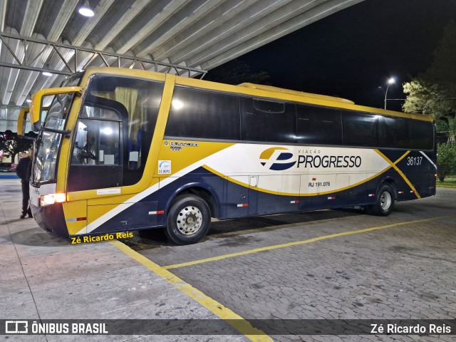 Viação Progresso RJ 191.076 na cidade de Petrópolis, Rio de Janeiro, Brasil, por Zé Ricardo Reis. Número da foto: #13152218.