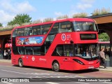 First Bus BCE47052 na cidade de Kingston upon Thames, Surrey, Inglaterra, por Fábio Takahashi Tanniguchi. Número da foto: #13153330.