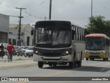 Ônibus Particulares 8H52 na cidade de Igarassu, Pernambuco, Brasil, por Jonathan Silva. Número da foto: #13151565.