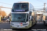 Buses Linatal 233 na cidade de Estación Central, Santiago, Metropolitana de Santiago, Chile, por Benjamín Tomás Lazo Acuña. Número da foto: #13153924.