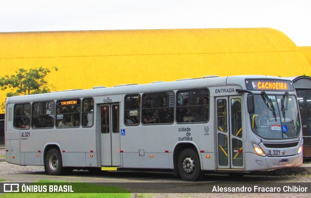 Expresso Azul JL321 na cidade de Curitiba, Paraná, Brasil, por Alessandro Fracaro Chibior. Número da foto: #13154578.