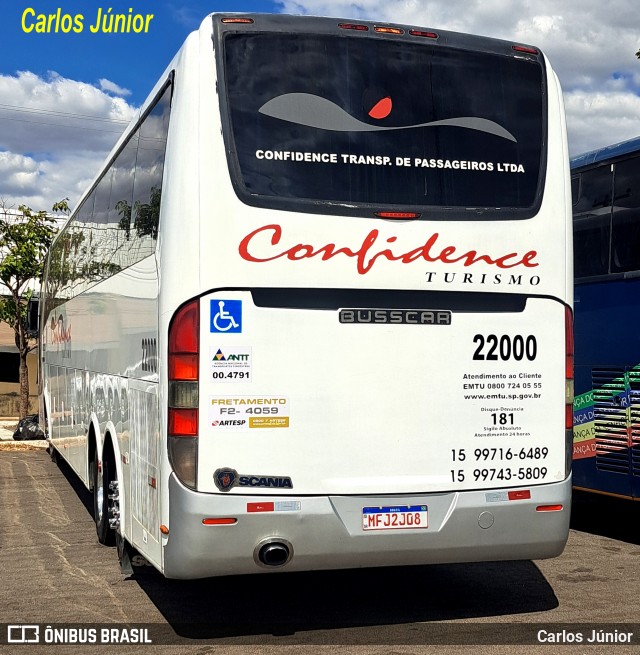 Confidence Turismo 22000 na cidade de Trindade, Goiás, Brasil, por Carlos Júnior. Número da foto: #13155660.