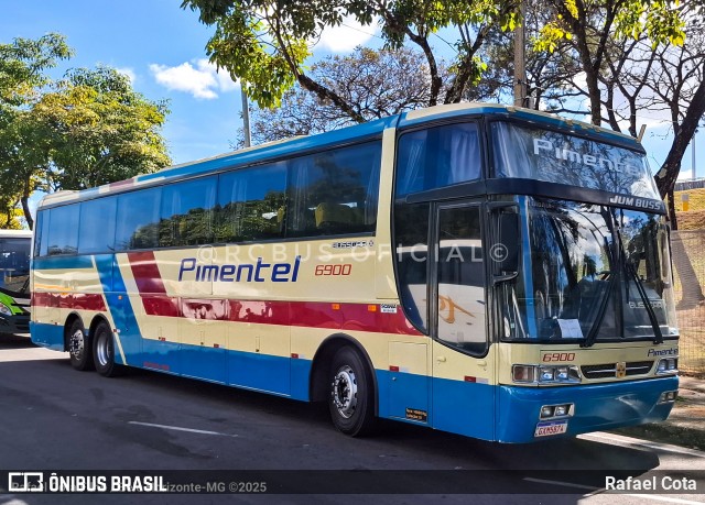 Pimentel Turismo 6900 na cidade de Belo Horizonte, Minas Gerais, Brasil, por Rafael Cota. Número da foto: #13156100.