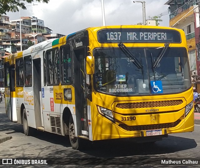 Plataforma Transportes 31190 na cidade de Salvador, Bahia, Brasil, por Matheus Calhau. Número da foto: #13154820.
