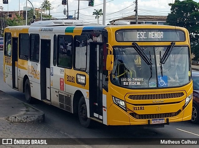 Plataforma Transportes 31181 na cidade de Salvador, Bahia, Brasil, por Matheus Calhau. Número da foto: #13155386.