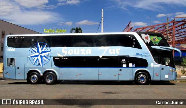 Souza Tur 4060 na cidade de Trindade, Goiás, Brasil, por Carlos Júnior. Número da foto: #13155518.