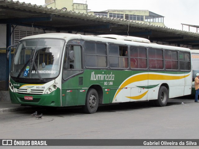 Transporte e Turismo Iluminada MG 1.066 na cidade de Magé, Rio de Janeiro, Brasil, por Gabriel Oliveira da Silva. Número da foto: #13157088.