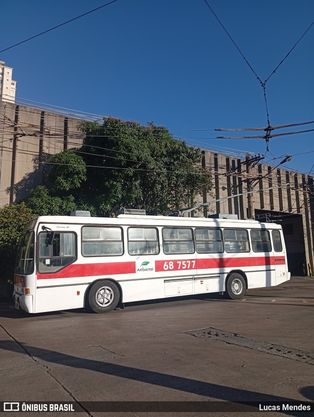 Himalaia Transportes > Ambiental Transportes Urbanos 68 7577 na cidade de São Paulo, São Paulo, Brasil, por Lucas Mendes. Número da foto: #13156852.