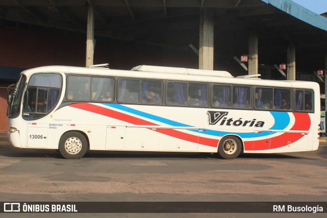 Expresso Vitória de Transportes 13006 na cidade de Porto Alegre, Rio Grande do Sul, Brasil, por RM Busologia. Número da foto: #13156900.