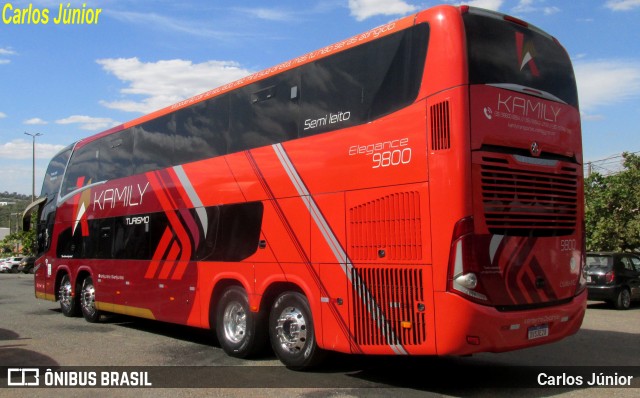 Kamily Turismo 9800 na cidade de Trindade, Goiás, Brasil, por Carlos Júnior. Número da foto: #13158105.