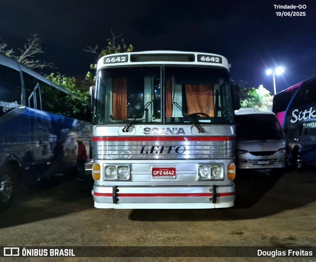 Radical Viagens 6642 na cidade de Trindade, Goiás, Brasil, por Douglas Freitas. Número da foto: #13158561.