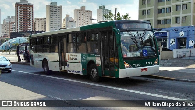Via Sul Transportes Urbanos 5 2219 na cidade de São Paulo, São Paulo, Brasil, por William Bispo da Silva. Número da foto: #13159575.